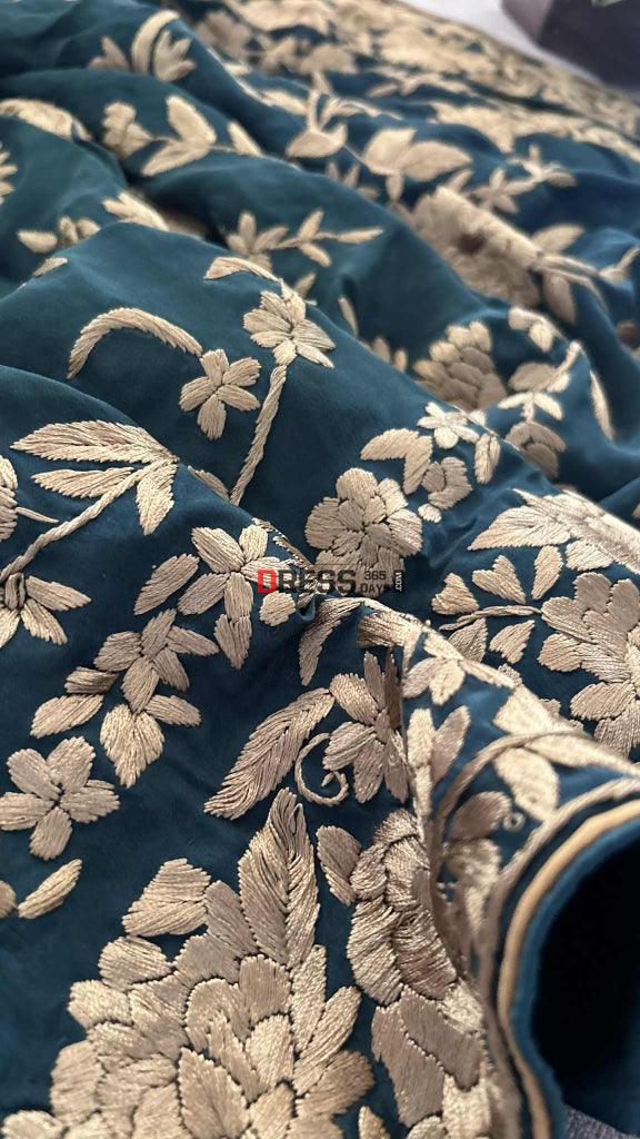 Green & Gold Parsi Gara Dupatta - Crepe Silk Parsi Gara Dupatta