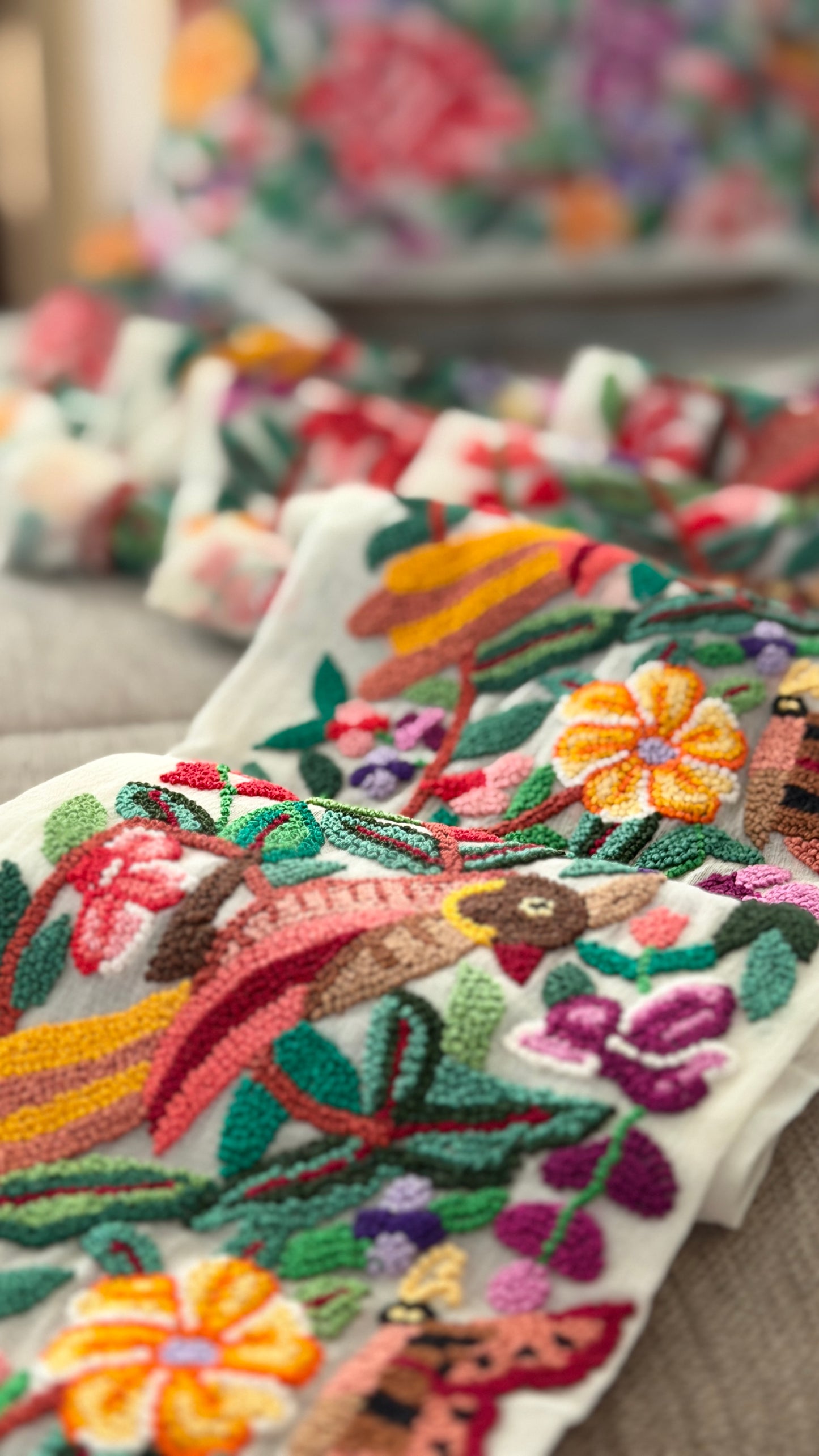 Exclusive French Knot Border (4 Inch)