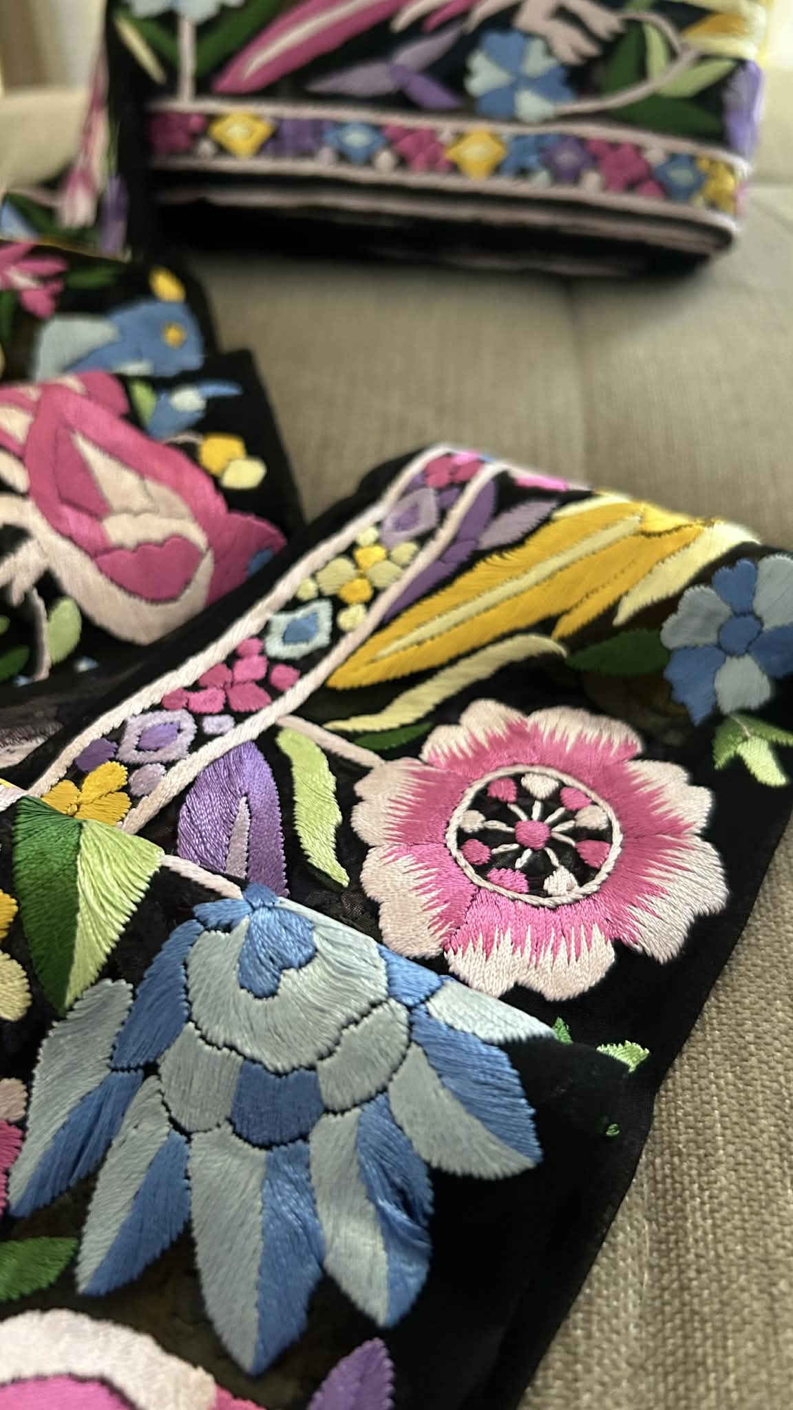 Black Multicolour Parsi Gara Border