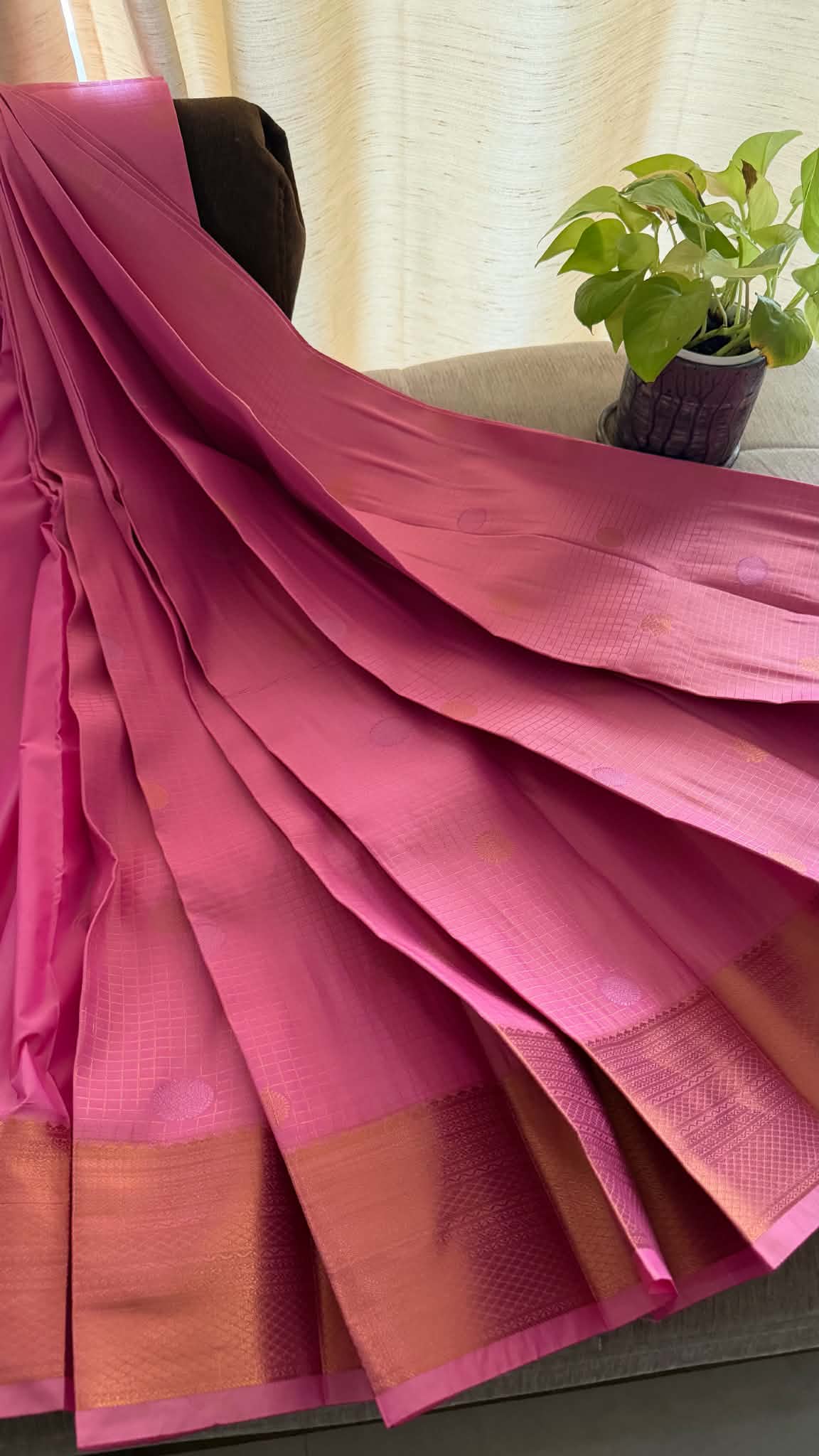 Designer Pink Checked Silk Saree