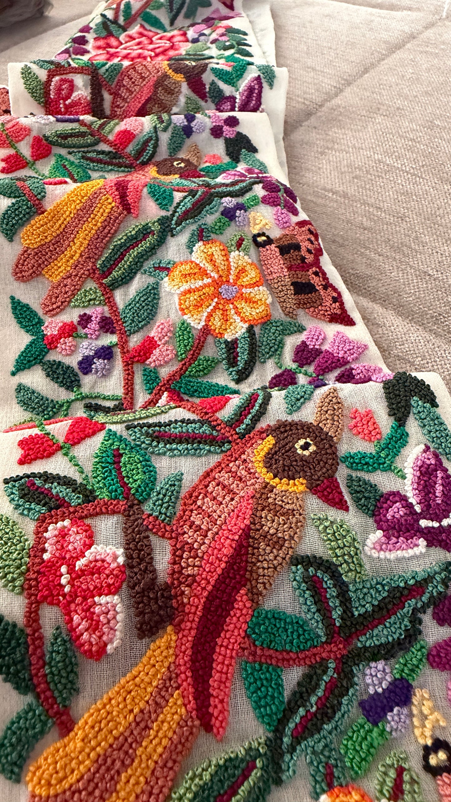 Exclusive French Knot Border (4 Inch)