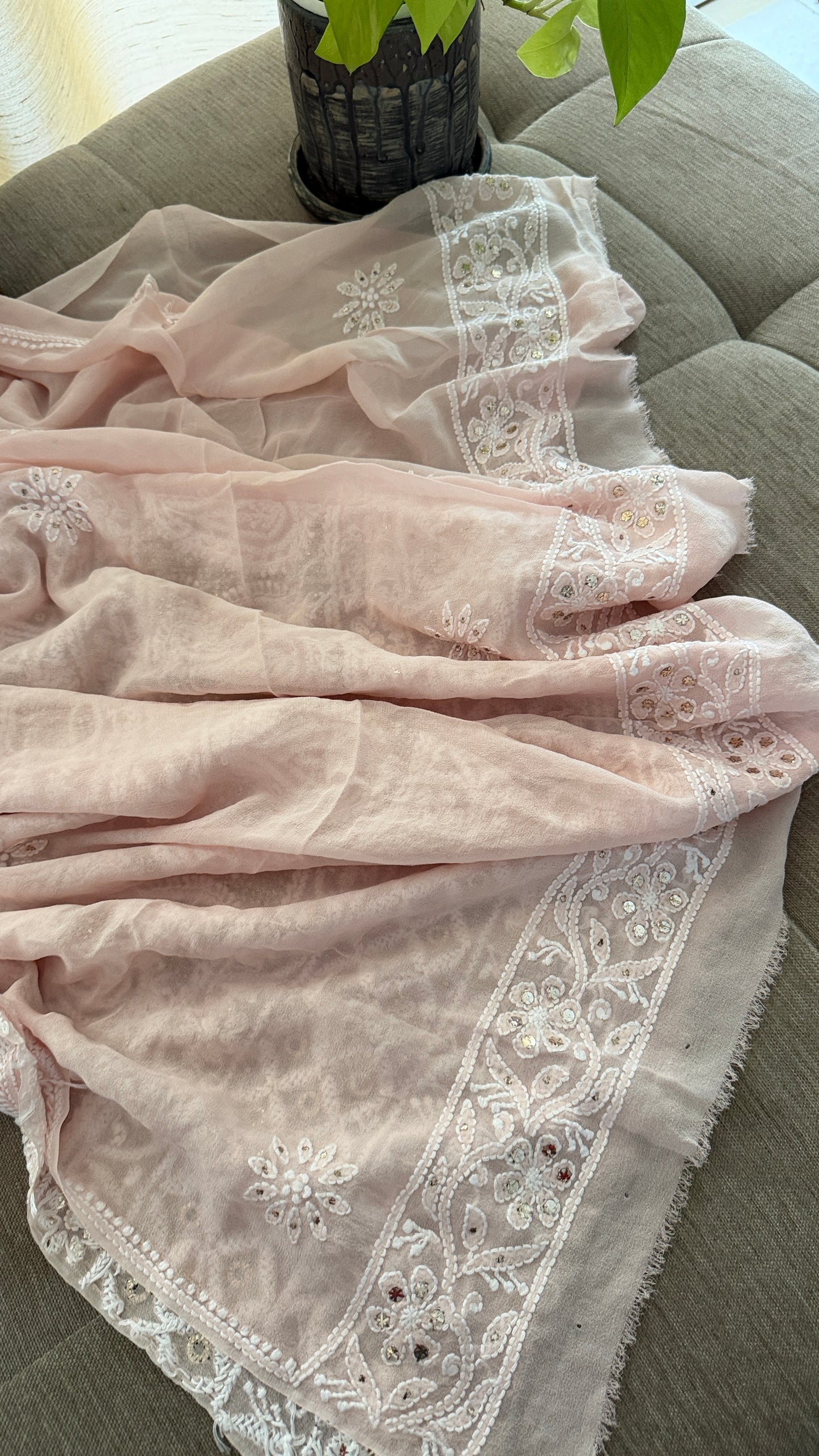 Powder Pink Ring Mukaish Chikankari Suit (Kurta & Dupatta)