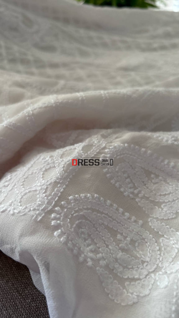 Ivory Lucknowi Chikankari Suit (Kurta & Dupatta) Chikankari Suits