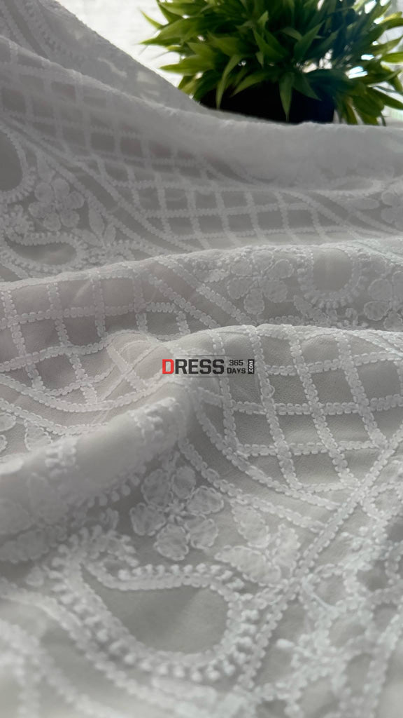 Ivory Lucknowi Chikankari Suit (Kurta & Dupatta) Chikankari Suits