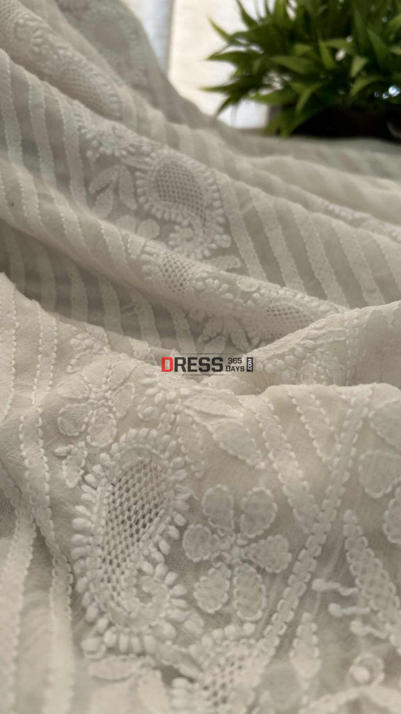 Ivory White Hand Jaali Chikankari Dupatta Chikankari Dupatta