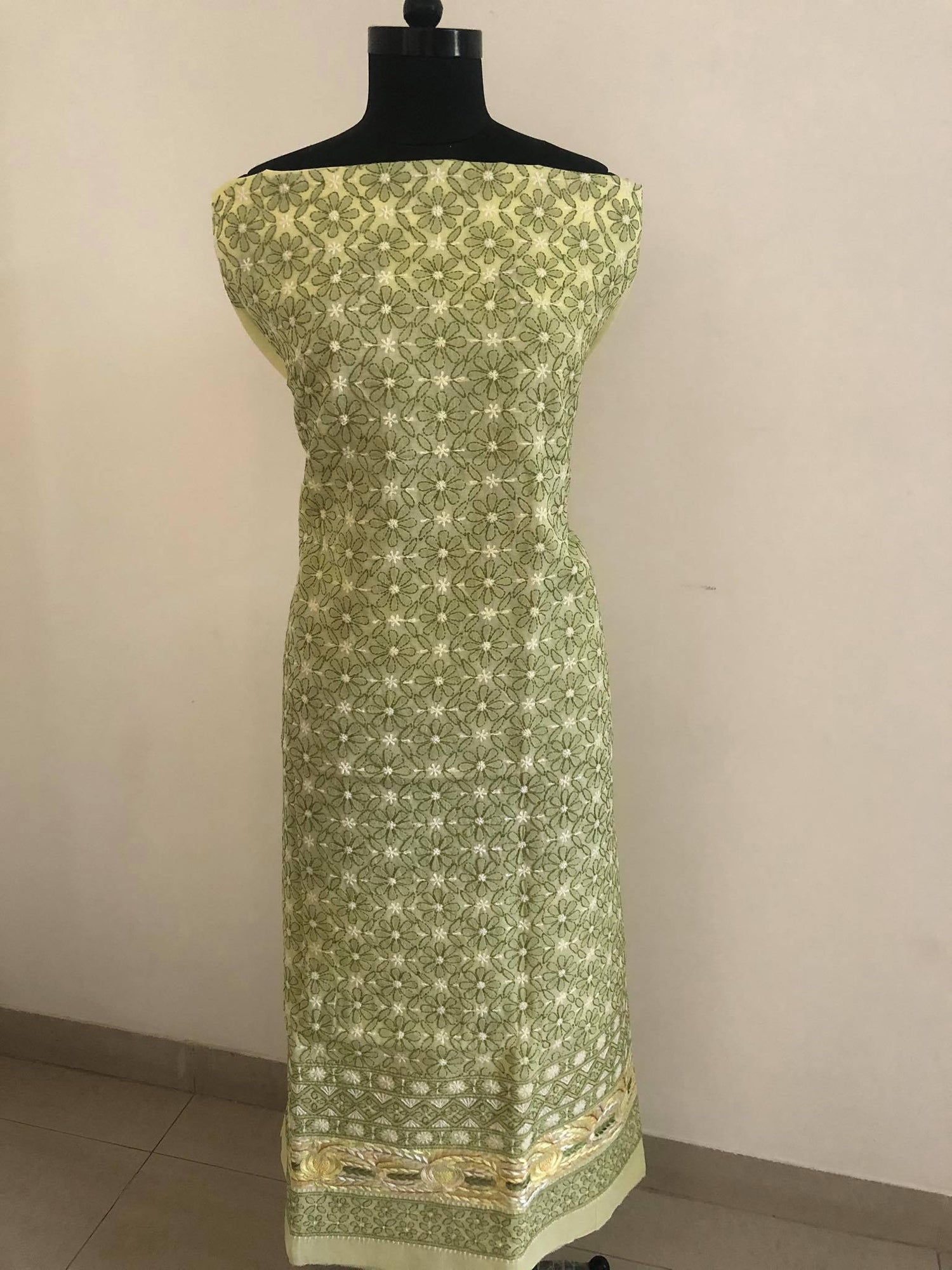 Parsi Ghara Cotton Chikankari Kurti Fabric - Dress365days