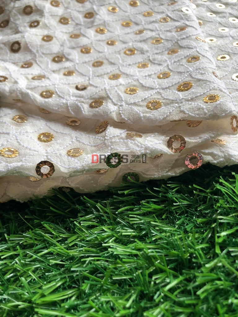 Ivory Lucknowi Dupatta With Ring Mukaish Chikankari